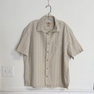 Vintage Woolrich Men's Light Tan Short Sleeve Shirt
